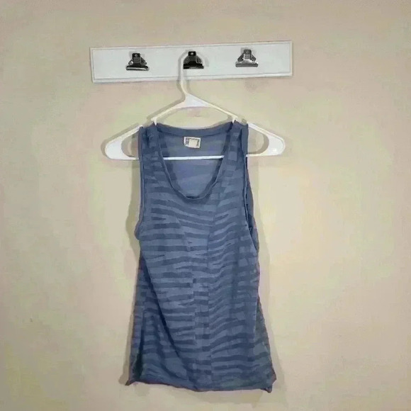 Converse tiger print burns out tank size xs - Picture 2 of 6